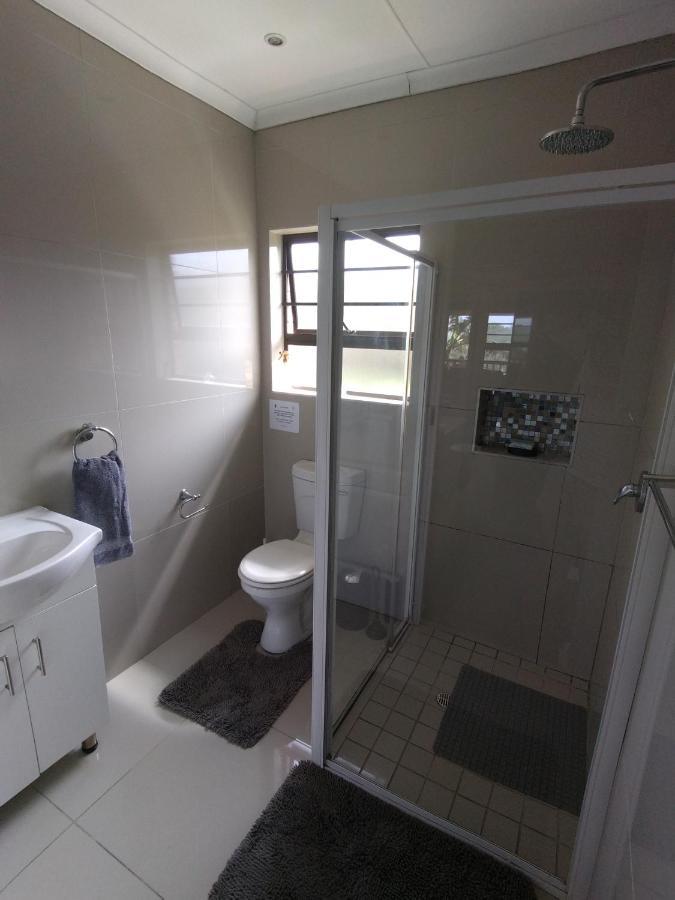 2 Bedroom Guest Suite At A-Frame Glengariff Beach Glen Eden Dış mekan fotoğraf